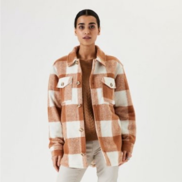 Roots Wool Shacket - Picture 2 of 10